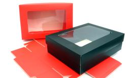 ΧΑΡΤΙΝΟ ΚΟΥΤΙ ME KAΠΑΚΙ ΠΑΡΑΘΥΡΟ ΖΕΛΑΤΙΝΑ 30cm x 23cm x 9cm 0402242
