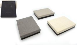 ΧΑΡΤΙΝΟ ΚΟΥΤΙ ΔΙΧΡΩΜΟ ΚΑΠΑΚΙ ΜΕ ΥΦΗ ΚΑΜΒΑ 7cm x 9cm x 3cm 0402297