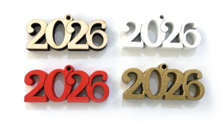 ΞΥΛΙΝΟ 2026 ΚΡΕΜΑΣΤΟ 4cm x 1.8cm 0518036